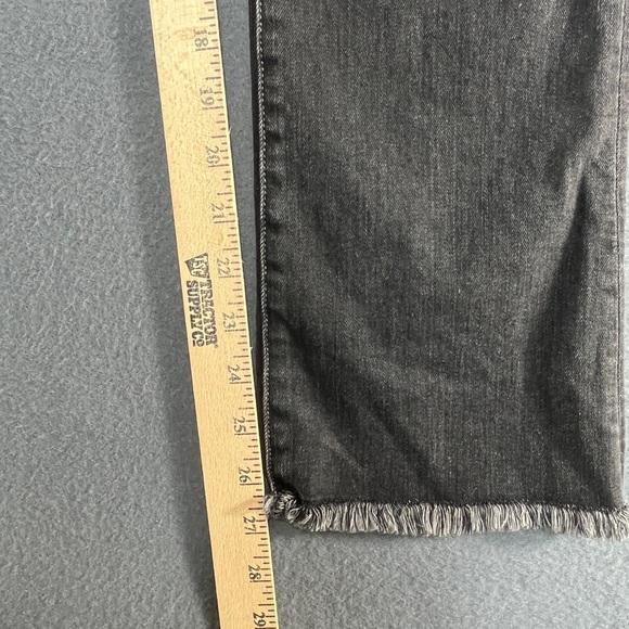 NEW Veronica Beard Carly Kick Flare Black Jeans - Picture 10 of 12